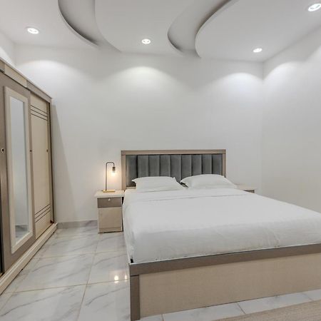 Comfortable & Big Family Apartments 10Mins Drive To Al-Masjid -Nabawi - Nozol Noor 2 Медина Екстериор снимка