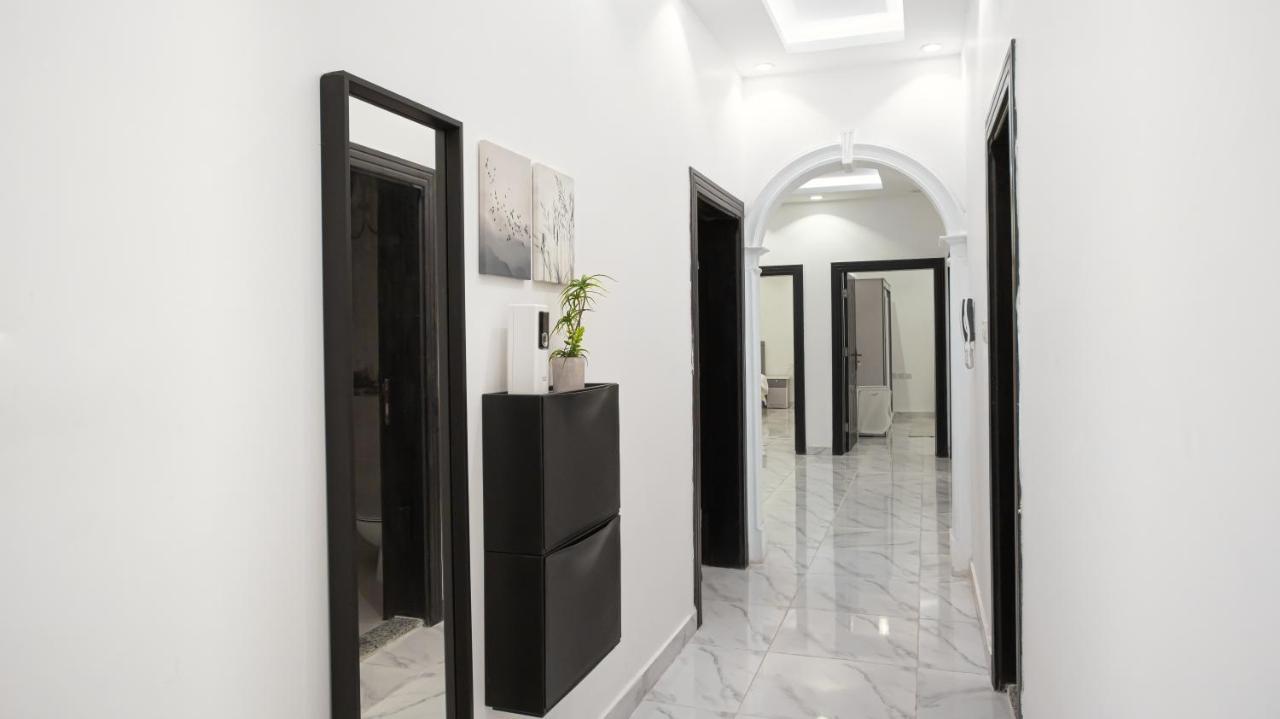 Comfortable & Big Family Apartments 10Mins Drive To Al-Masjid -Nabawi - Nozol Noor 2 Медина Екстериор снимка