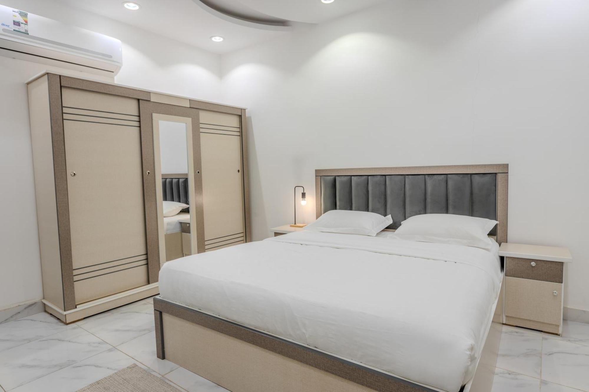 Comfortable & Big Family Apartments 10Mins Drive To Al-Masjid -Nabawi - Nozol Noor 2 Медина Екстериор снимка