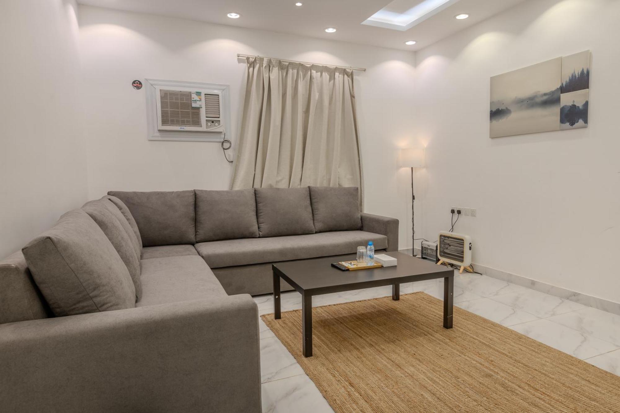 Comfortable & Big Family Apartments 10Mins Drive To Al-Masjid -Nabawi - Nozol Noor 2 Медина Екстериор снимка