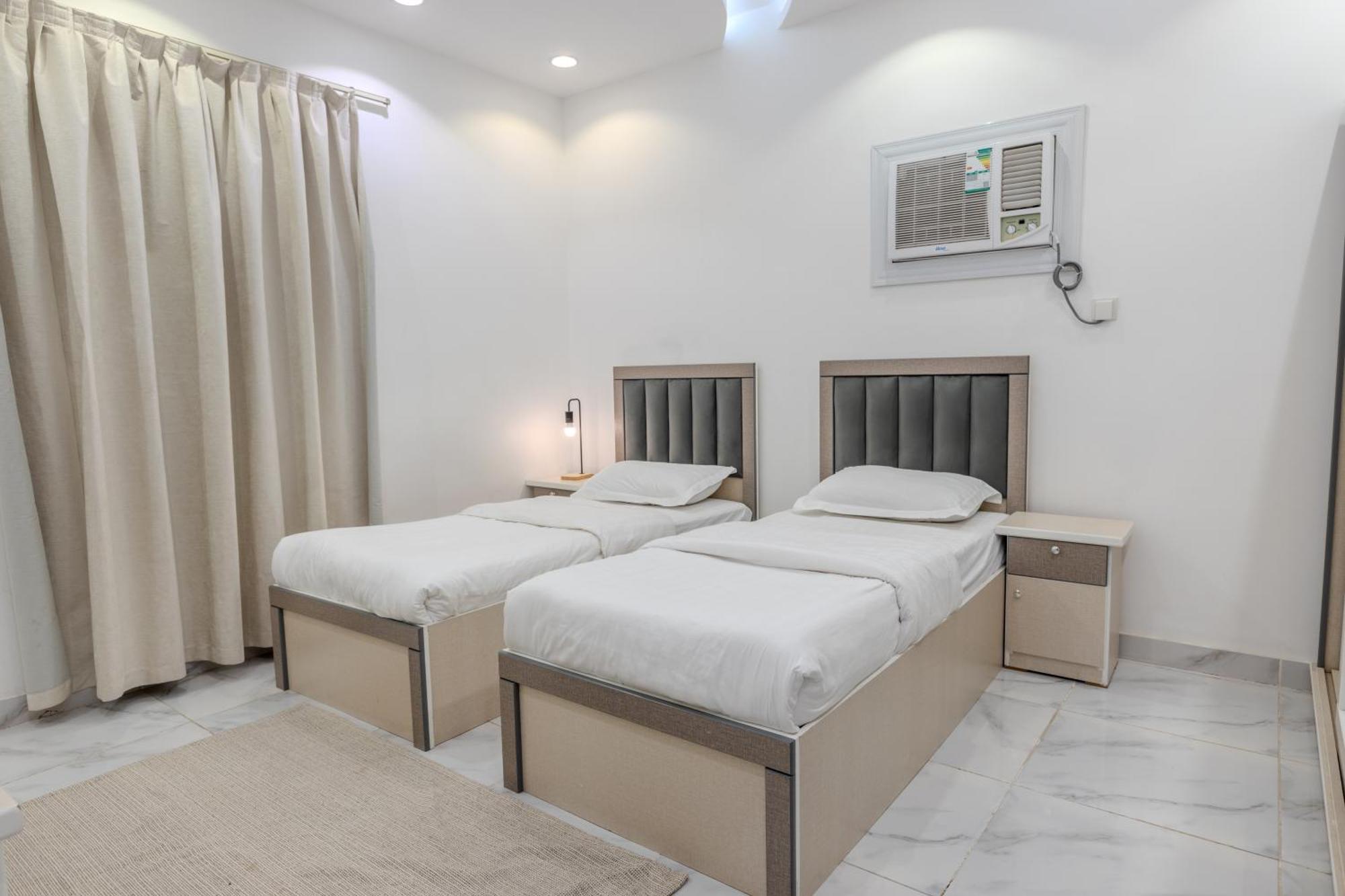 Comfortable & Big Family Apartments 10Mins Drive To Al-Masjid -Nabawi - Nozol Noor 2 Медина Екстериор снимка