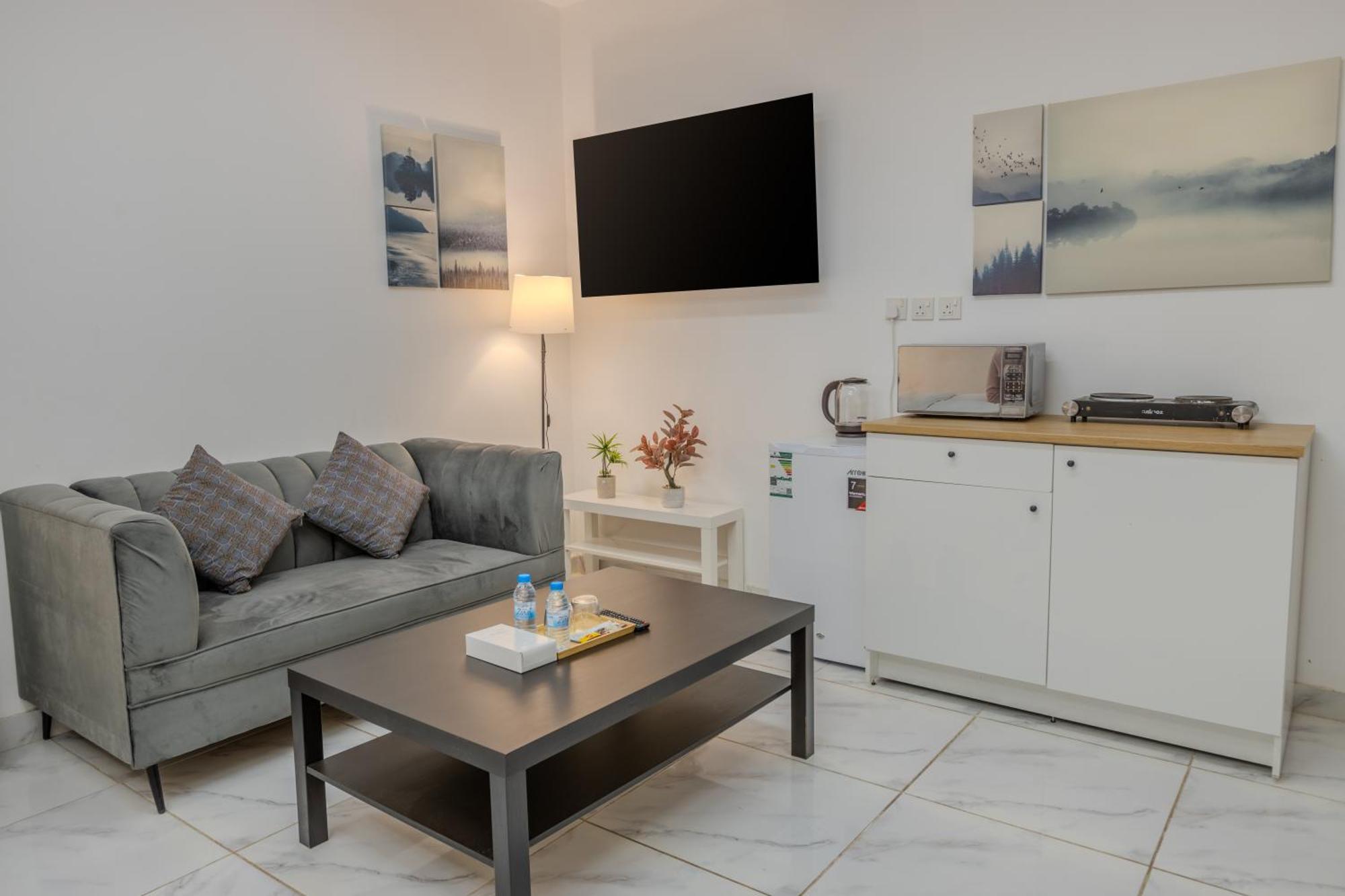 Comfortable & Big Family Apartments 10Mins Drive To Al-Masjid -Nabawi - Nozol Noor 2 Медина Екстериор снимка