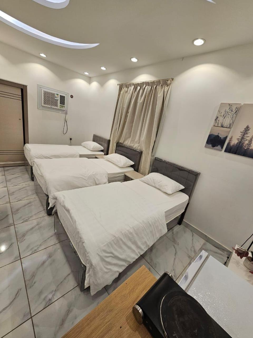 Comfortable & Big Family Apartments 10Mins Drive To Al-Masjid -Nabawi - Nozol Noor 2 Медина Екстериор снимка