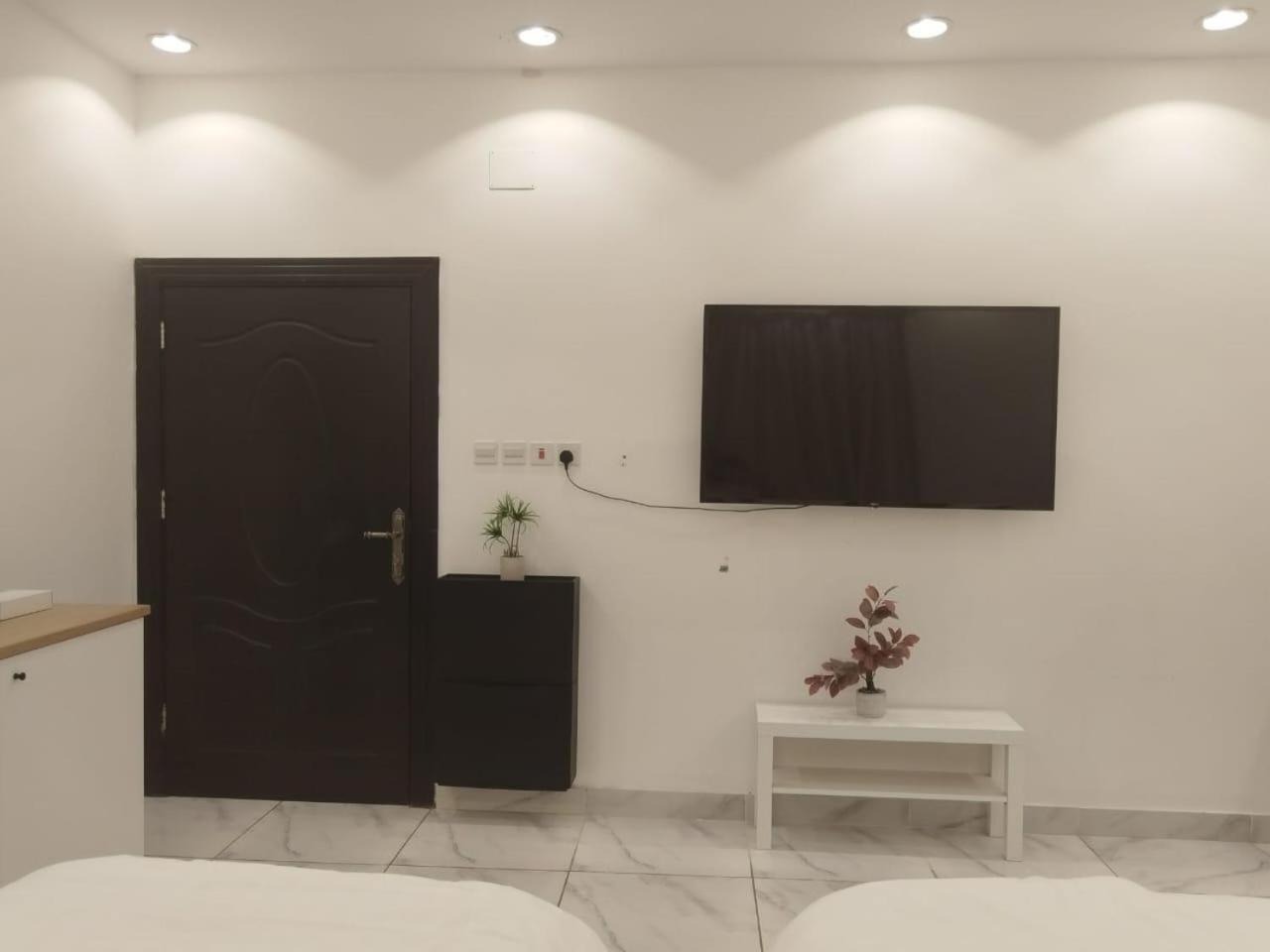 Comfortable & Big Family Apartments 10Mins Drive To Al-Masjid -Nabawi - Nozol Noor 2 Медина Екстериор снимка